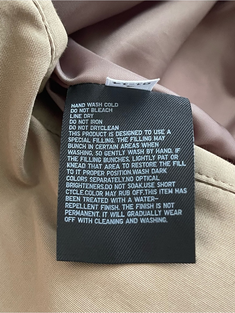 Uniqlo Beige Khaki Minimalist Puffer Vest Fits XS-M - Picture 11 of 13